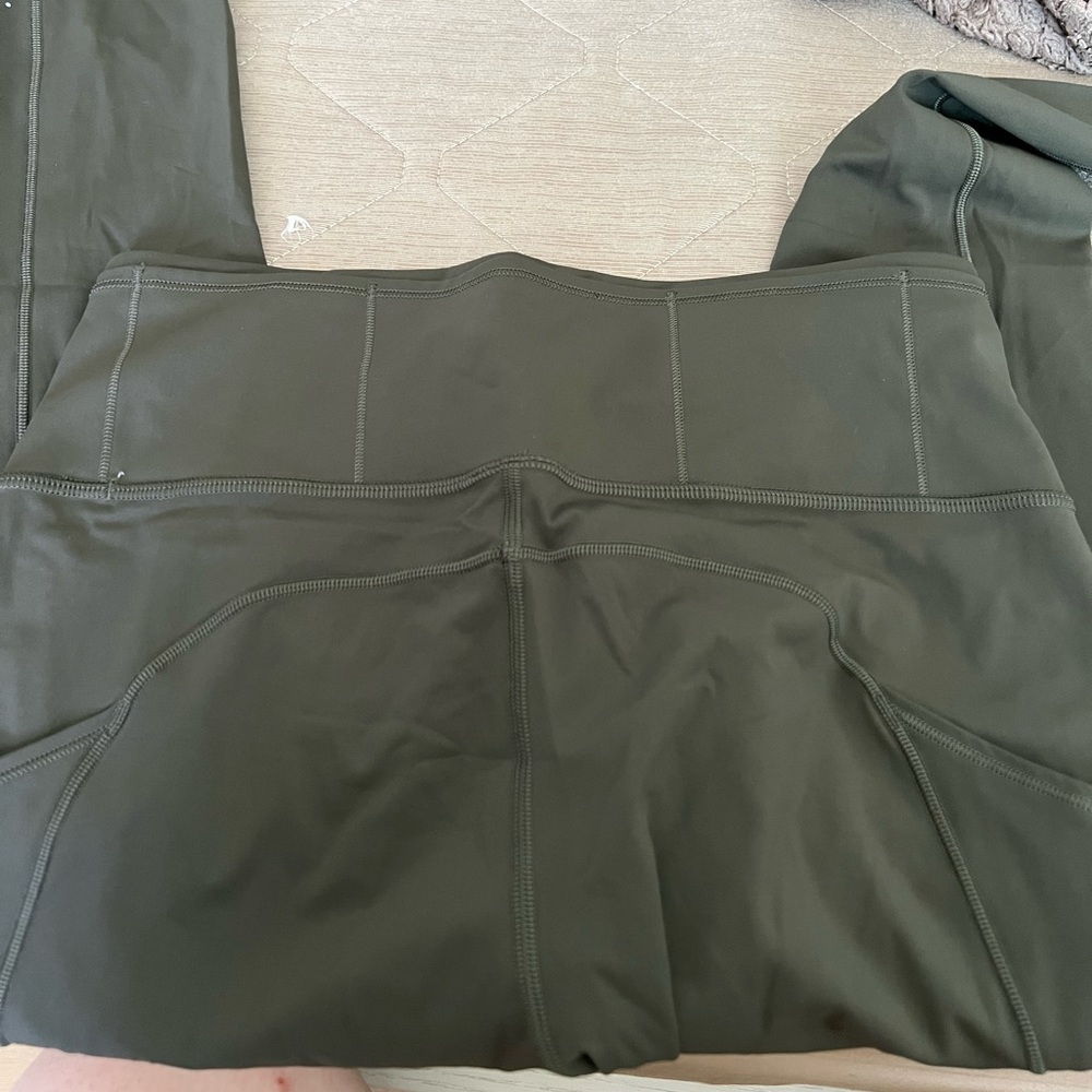 Lululemon leggings 31”